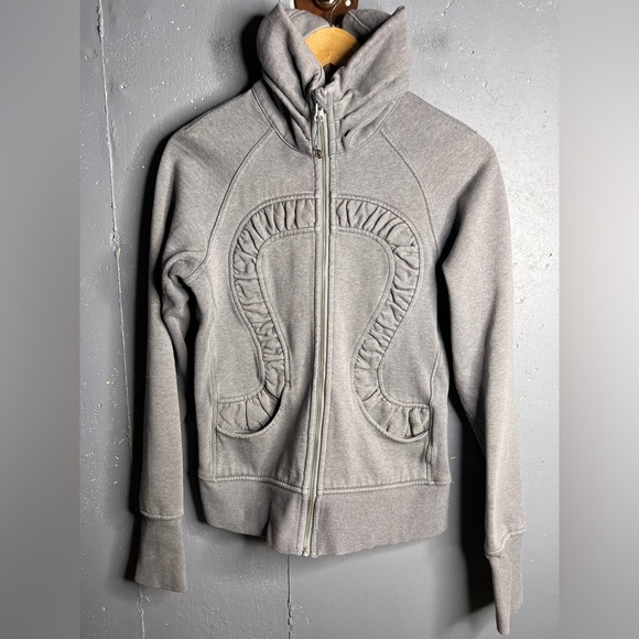 Lululemon Cuddle Up Jacket in sparkly gray.  Size 4 - Picture 1 of 10